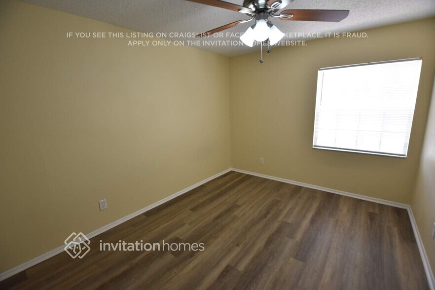 Building Photo - 209 Kittery Ln