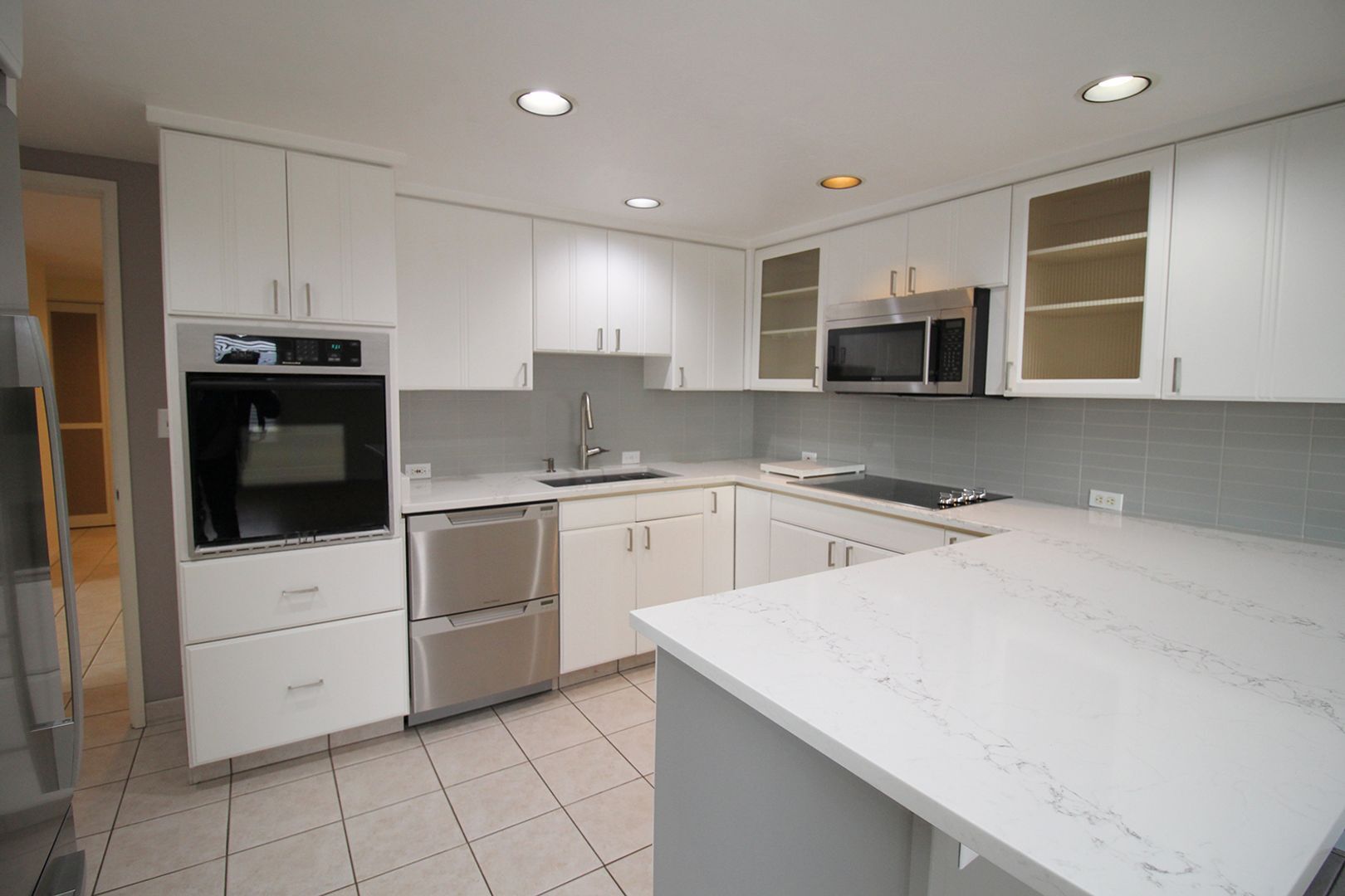 Building Photo - 2309 SW 1st Ave