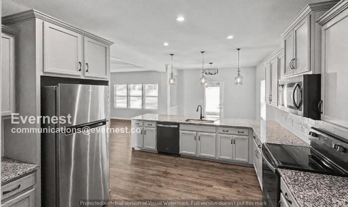 Building Photo - 1006 Brooksland Pl