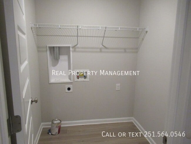 Building Photo - 8096 Colleton Dr N