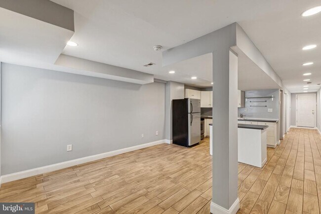 Building Photo - 1440 Fairmont St NW