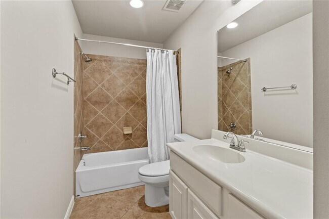 Building Photo - 26519 Longleaf Valley Dr