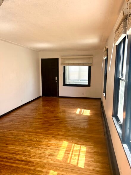 Building Photo - 4541 Camden Ave N