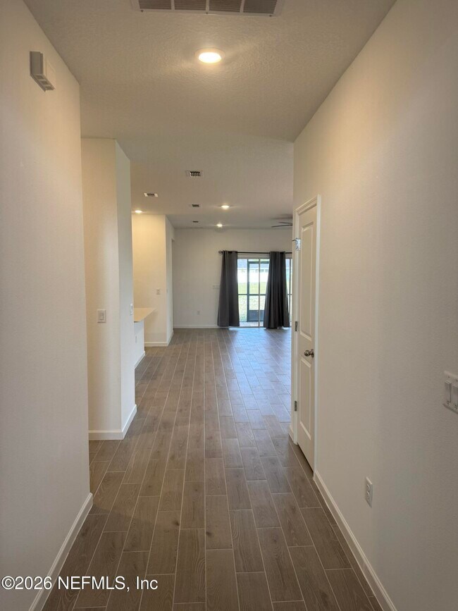 Building Photo - 15512 Whispering Fir Dr