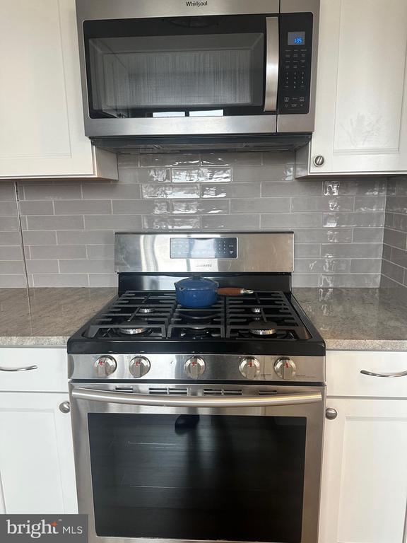 Building Photo - 8315 N Brook Ln