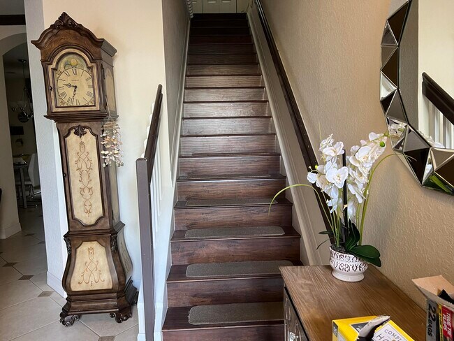 Building Photo - 4991 Bonsai Cir