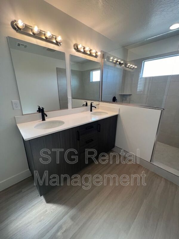 Building Photo - 4216 Strider Ln