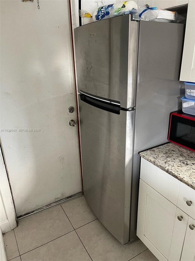 Building Photo - 7941 SW 10th St