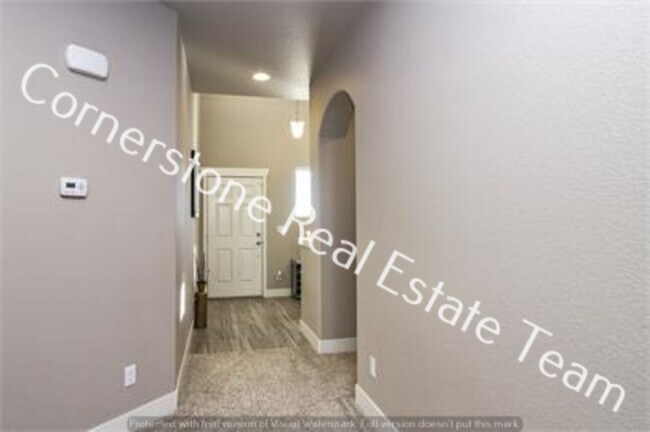 Building Photo - 10675 Abrams Dr
