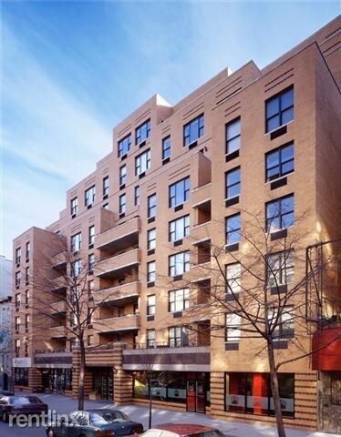 Building Photo - 94 E 4th St
