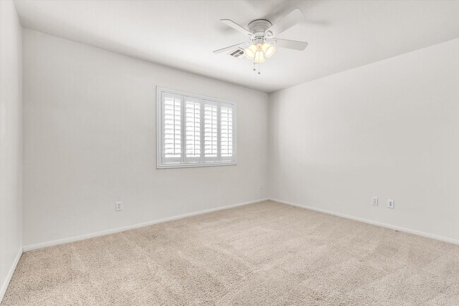 Building Photo - 75 Vallejo Verde St