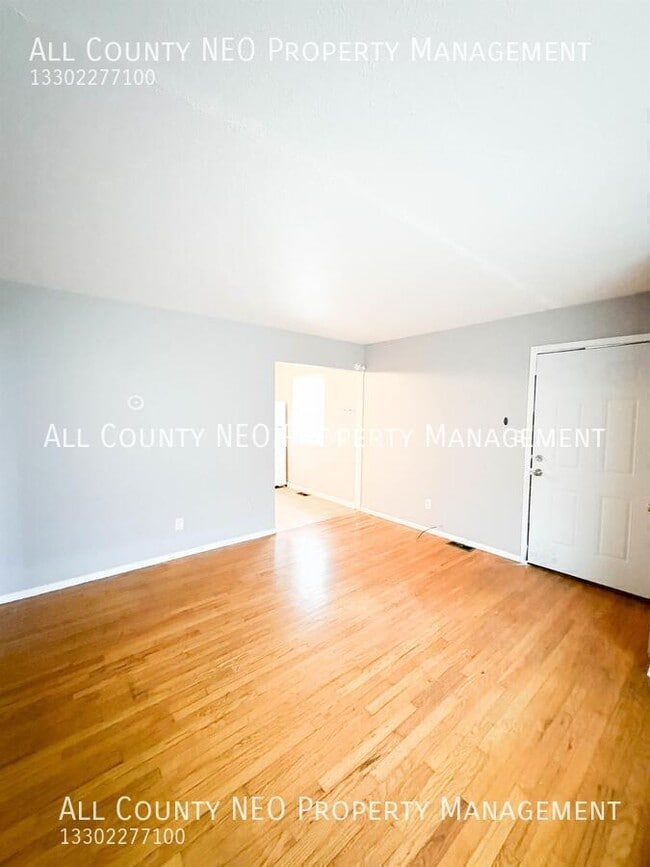 Building Photo - 19810 Shawnee Ave