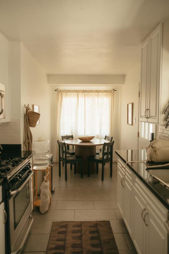 Building Photo - 4007 E Heatherbrae Dr