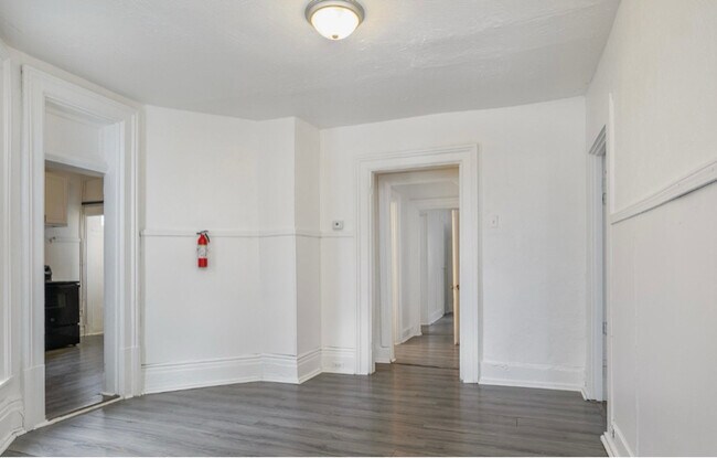 Building Photo - 500 W Wyoming Ave