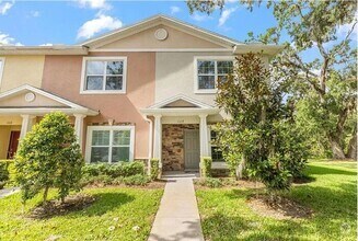 Building Photo - Beautiful Town Home For Rent in Meadow Poi...
