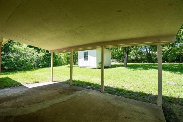 Building Photo - 2045 Avis Cir