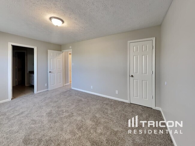 Building Photo - 7760 Oakshot Ln