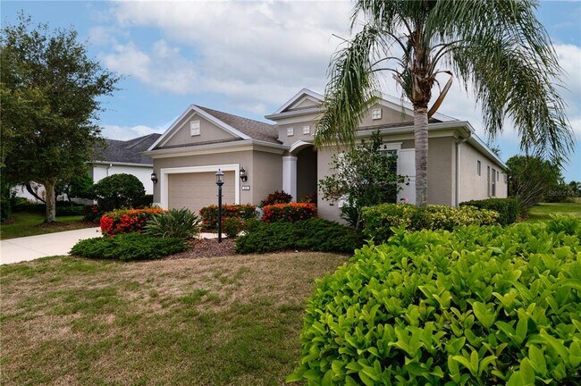 Building Photo - 4720 Claremont Park Dr