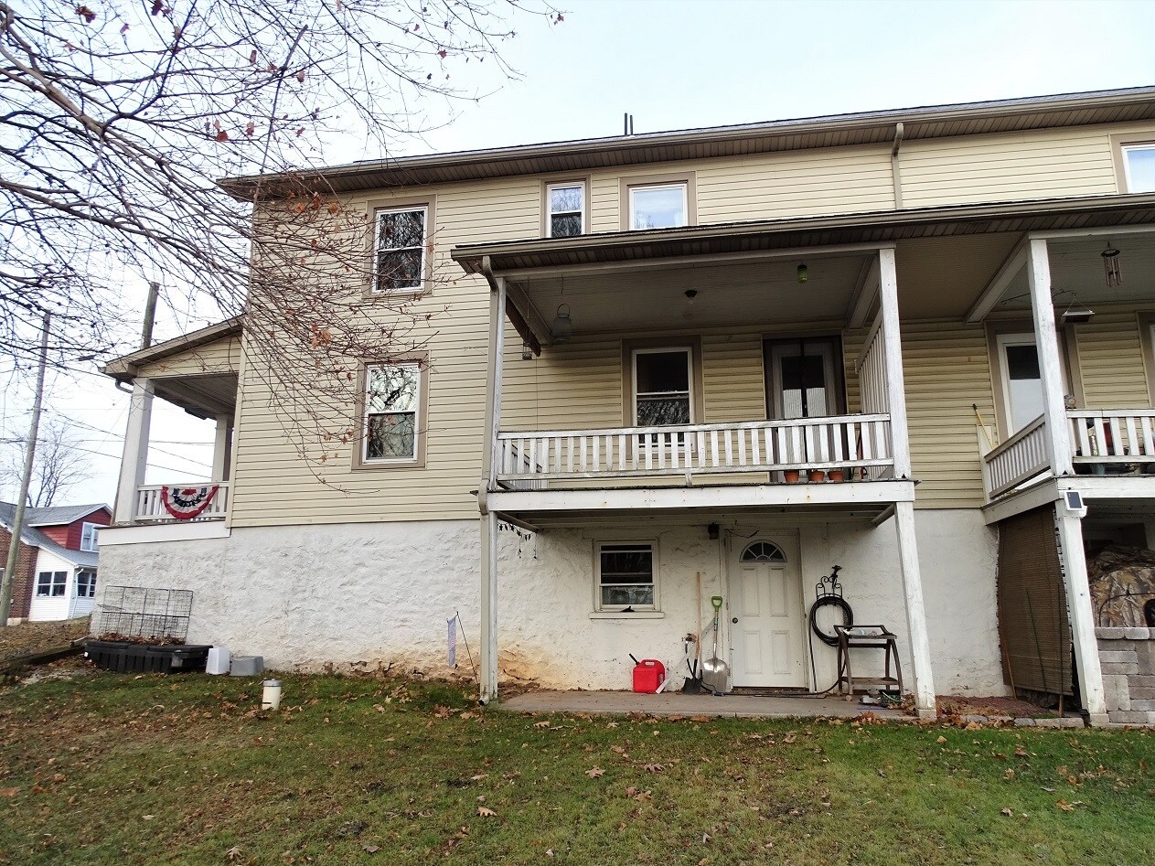 Building Photo - 6 N Peartown Rd
