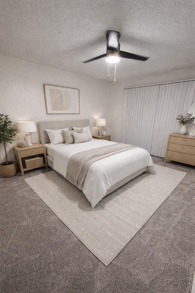 Building Photo - 48380 Garbo Dr