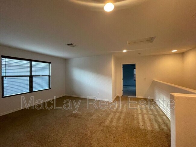 Building Photo - 1708 S 82nd Way