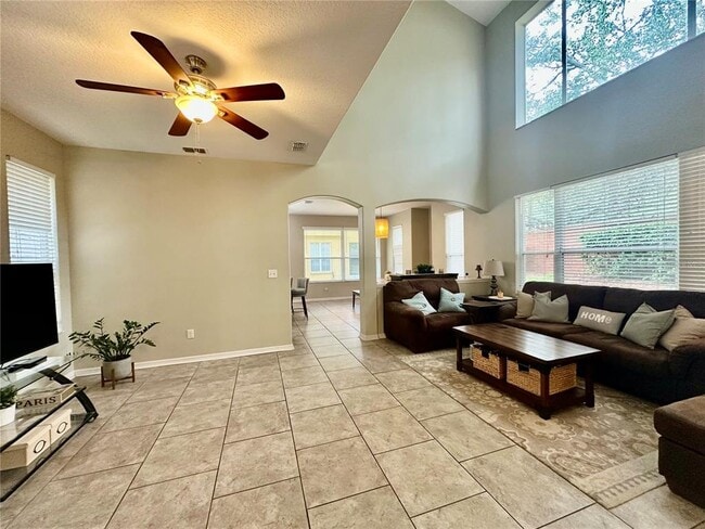 Building Photo - 12014 Deacons Croft Ln