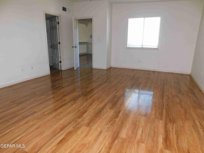 Building Photo - 12736 Tierra Sonora Dr