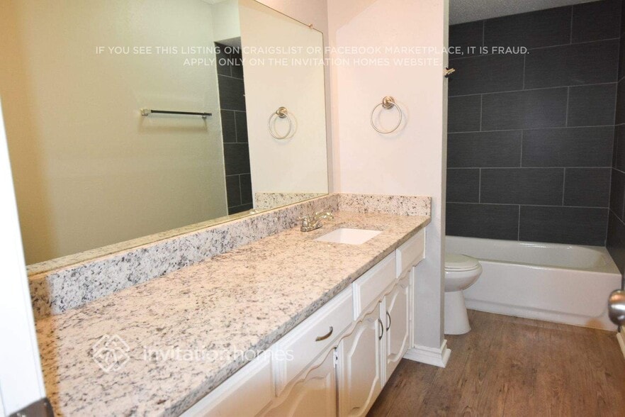 Building Photo - 945 Clear Springs Dr