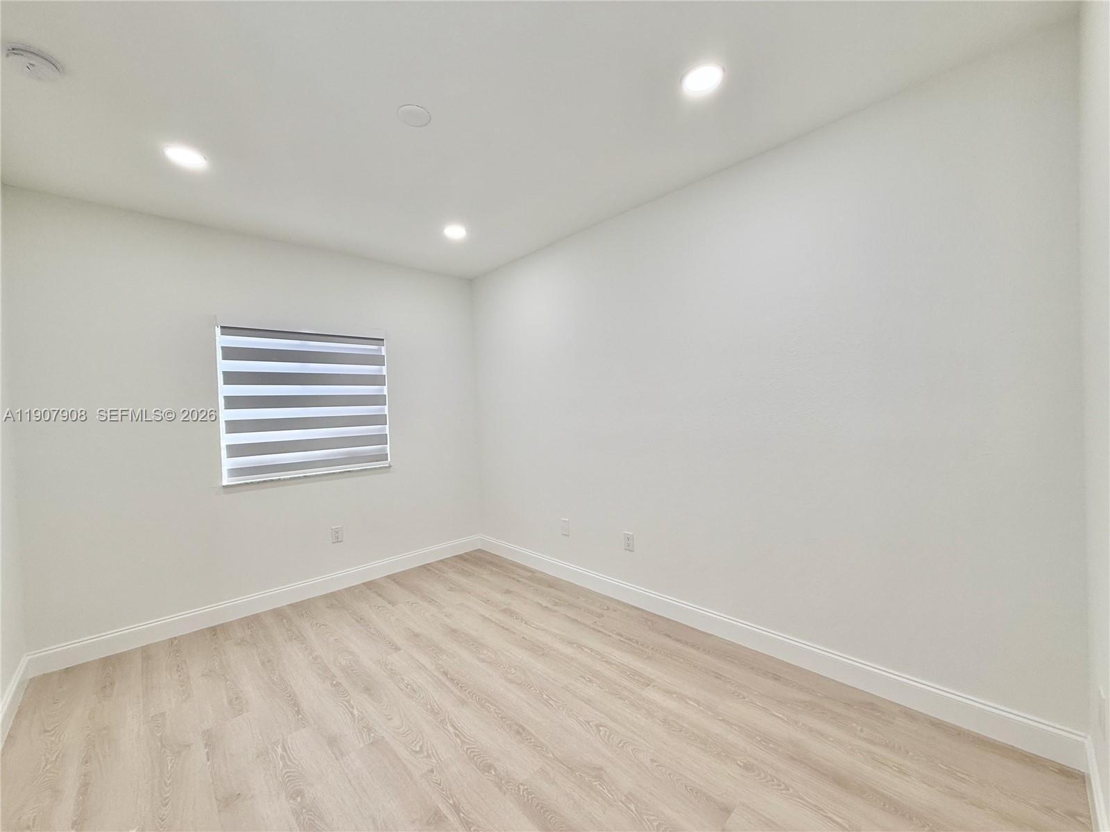 Building Photo - 4412 Woodland Cir