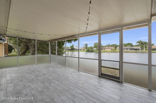 Building Photo - 1240 Ambra Dr