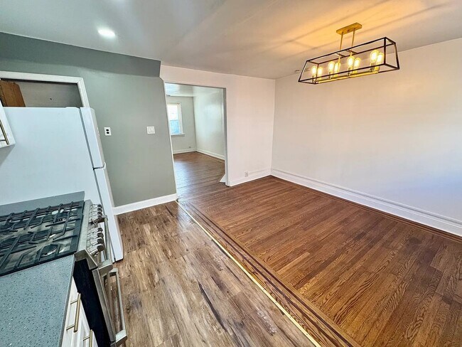 Building Photo - House for Rent in Upper Darby