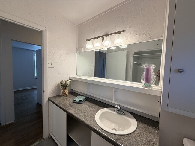 Building Photo - 3918 Harris Dr