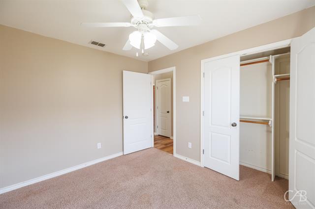 Building Photo - 210 Cotton Candy Rd