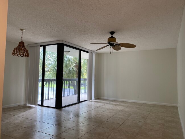 living room - 955 Egret Cir