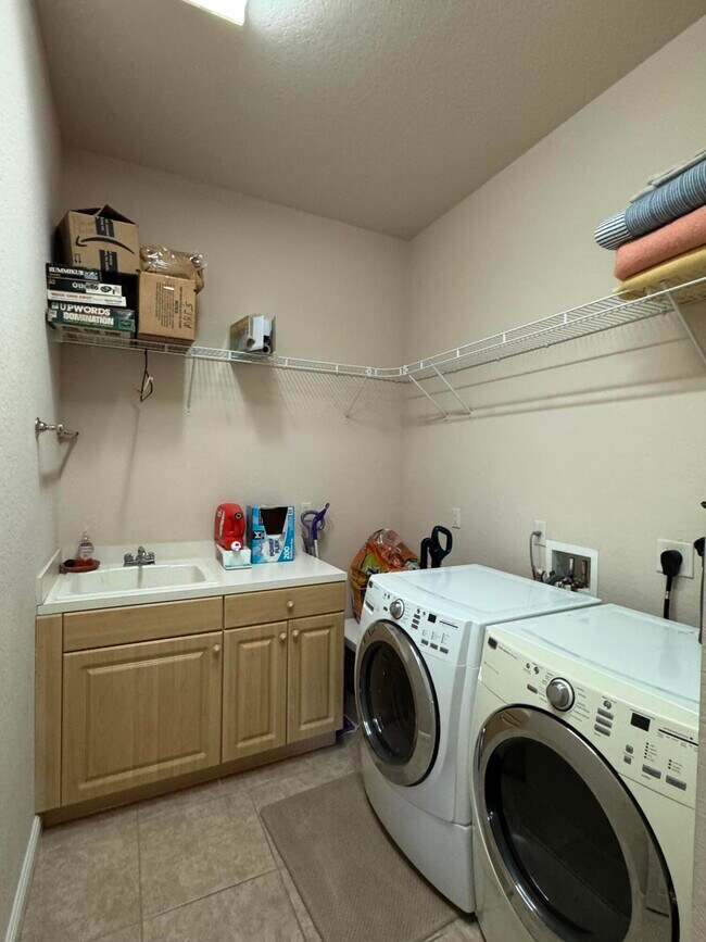 Building Photo - 3318 Burlington Pl SW