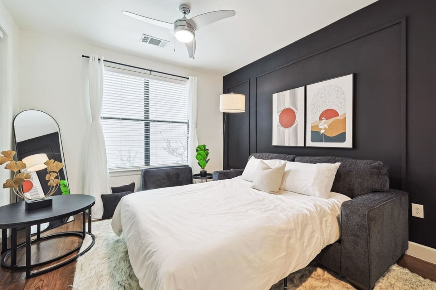 Building Photo - 5752 Town and Country Blvd