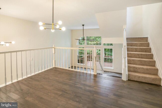 Building Photo - 13417 Silver Moon Way