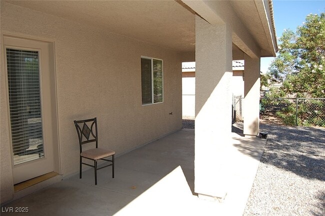 Building Photo - 1791 Sycamore Ave