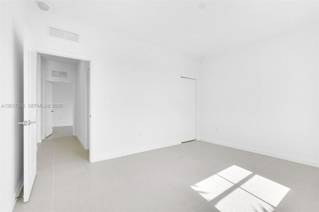 Building Photo - 27232 SW 159th Path