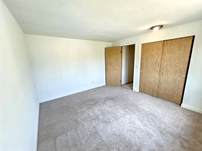 Building Photo - Beautiful 4 bed & 2 bath home in Kent WA!!