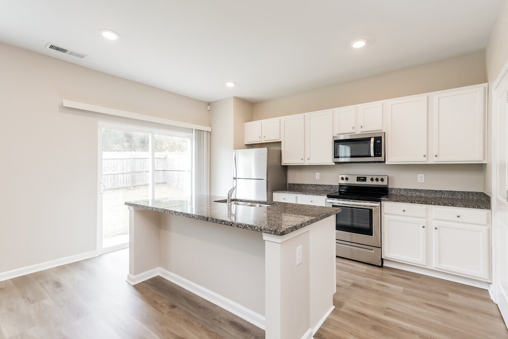Building Photo - 319 Hamilton Pointe Dr