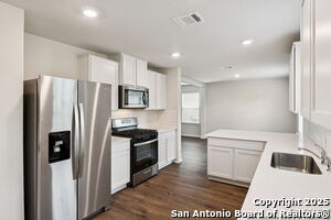 Building Photo - 22811 Tee Shot