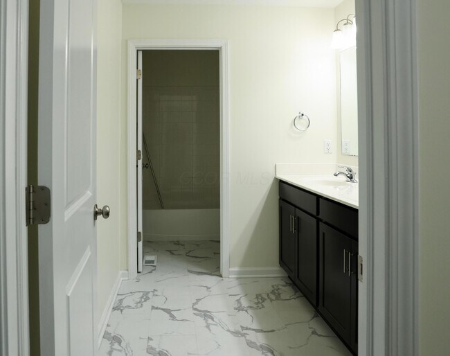 Building Photo - 11921 Warbler Wy