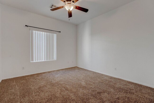 Building Photo - 3109 Strawberry Park Dr