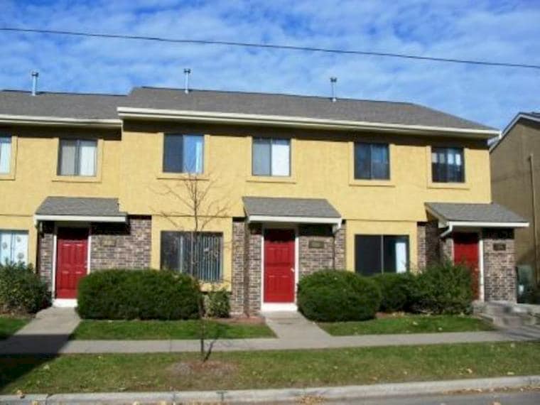 Brooks Towne 1002 College Ct Madison WI 53715 Apartment Finder