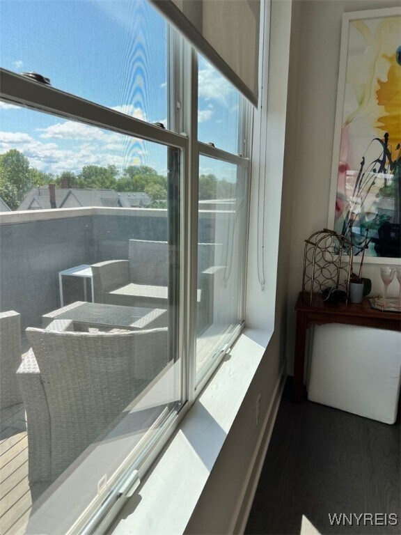 Building Photo - 1020 Elmwood Ave