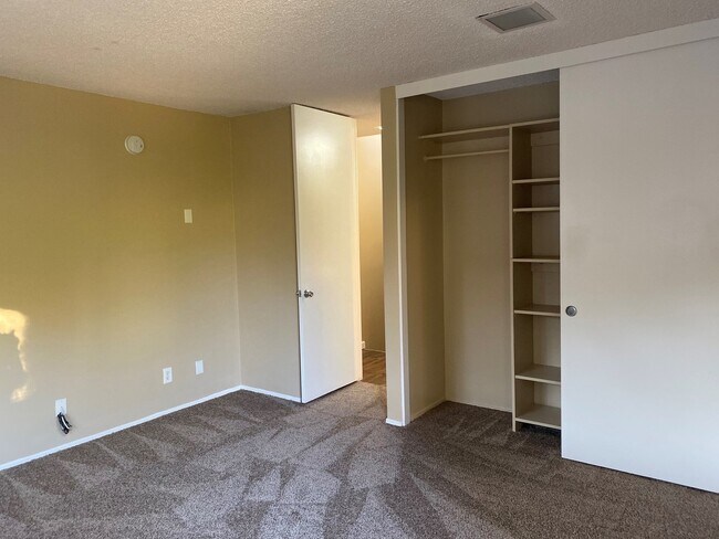 Building Photo - 4545 Collwood Blvd
