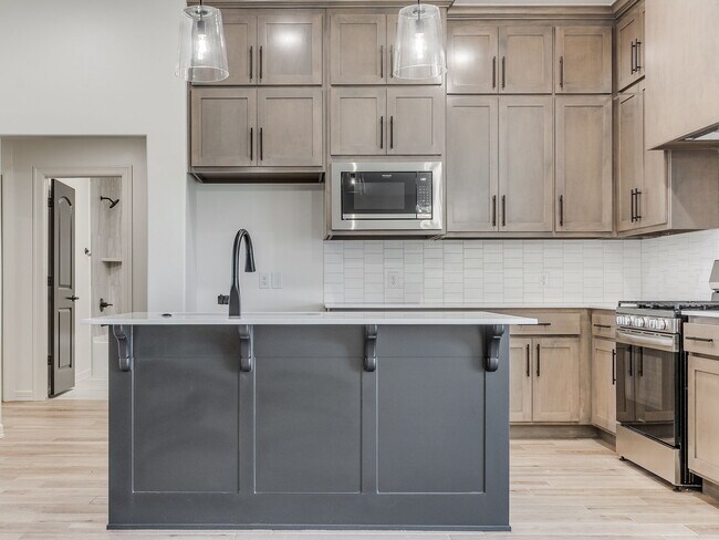 Building Photo - 4324 Overlook Pass