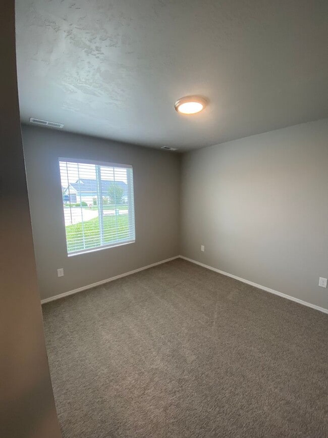 Building Photo - 5214 Clearfield Ct