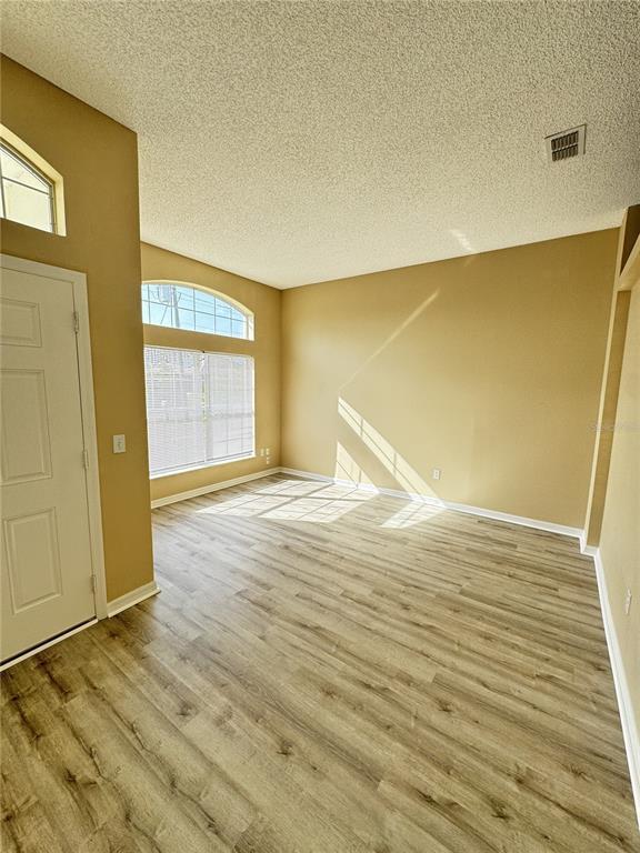 Building Photo - 56 Peppercorn Ln